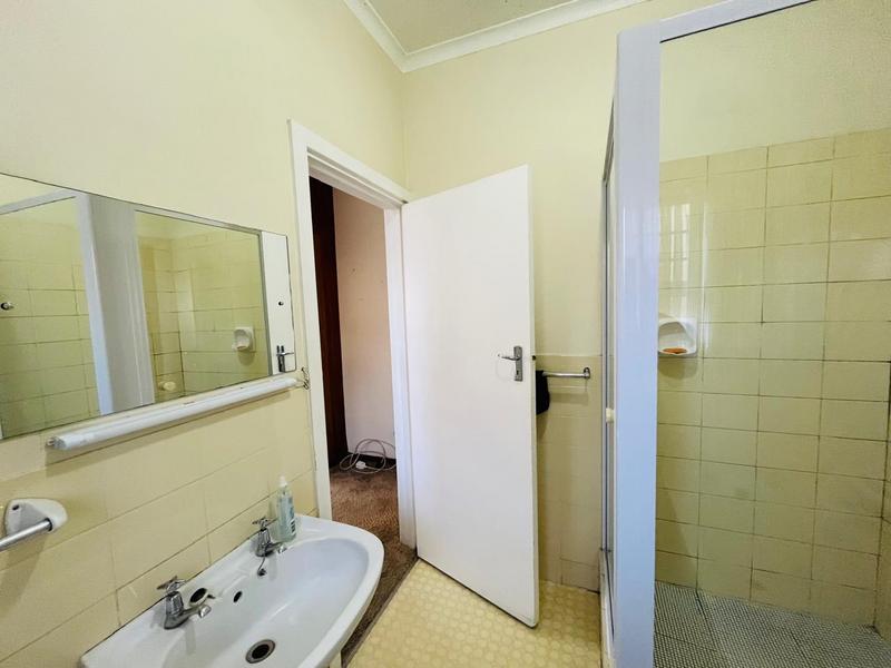 4 Bedroom Property for Sale in Cambridge West Eastern Cape